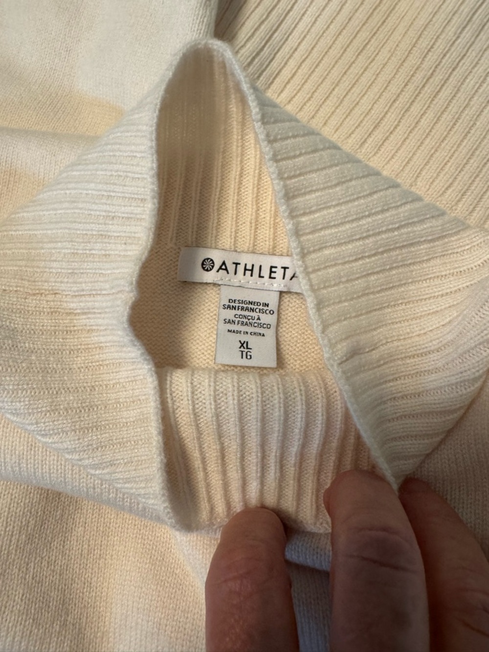 Athleta Ivory Cashmere Wool Blend  Mock Turtleneck Sweater Vest Tunic